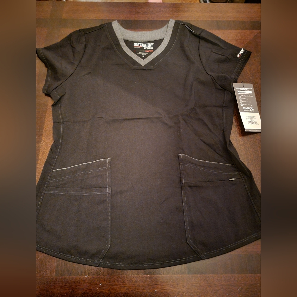Greys Anatomy two tone vneck scrub top